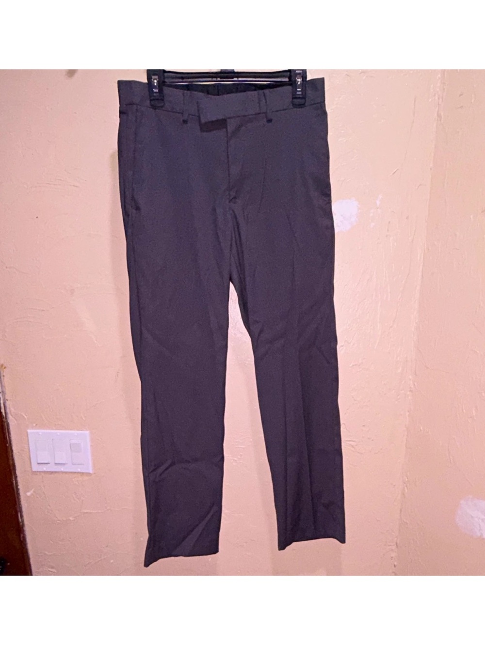 Axist Men's Gray Slim Flat Front Tapered Dress Pants 30W Herringbone Pockets